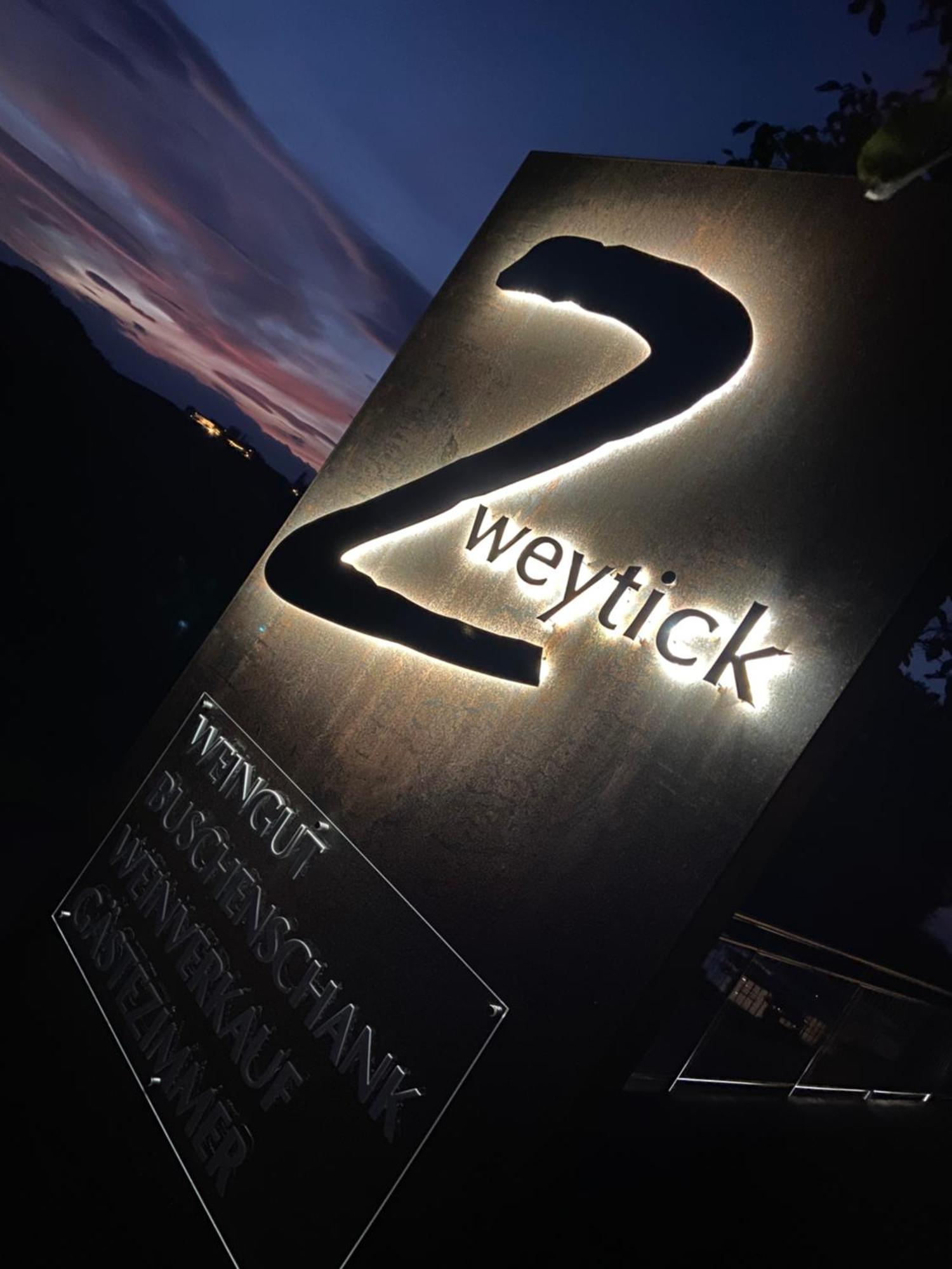 Zweytick Gaestezimmer Weingut Ratsch an der Weinstrasse Luaran gambar