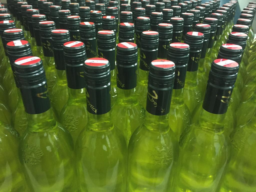 Zweytick Gaestezimmer Weingut Ratsch an der Weinstrasse Luaran gambar