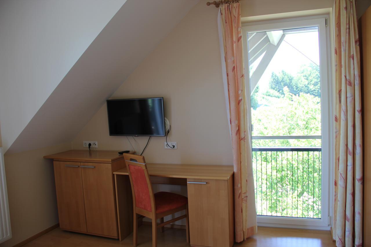 Zweytick Gaestezimmer Weingut Ratsch an der Weinstrasse Luaran gambar